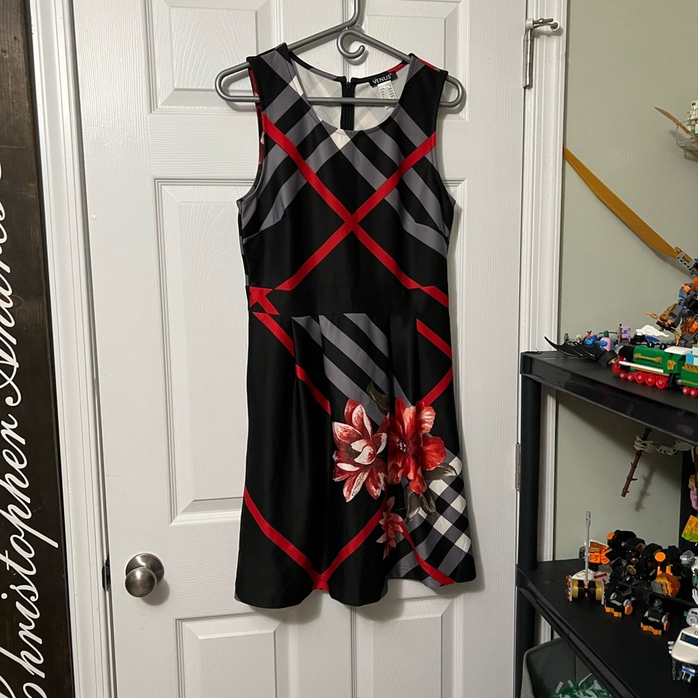 VENUS Black and Gray A-Line Mini Dress